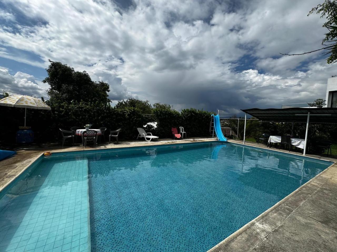 Casa Elalu * Quito